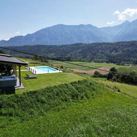 Ferienhaus Kaiser Villa Gallizien Bagian luar foto