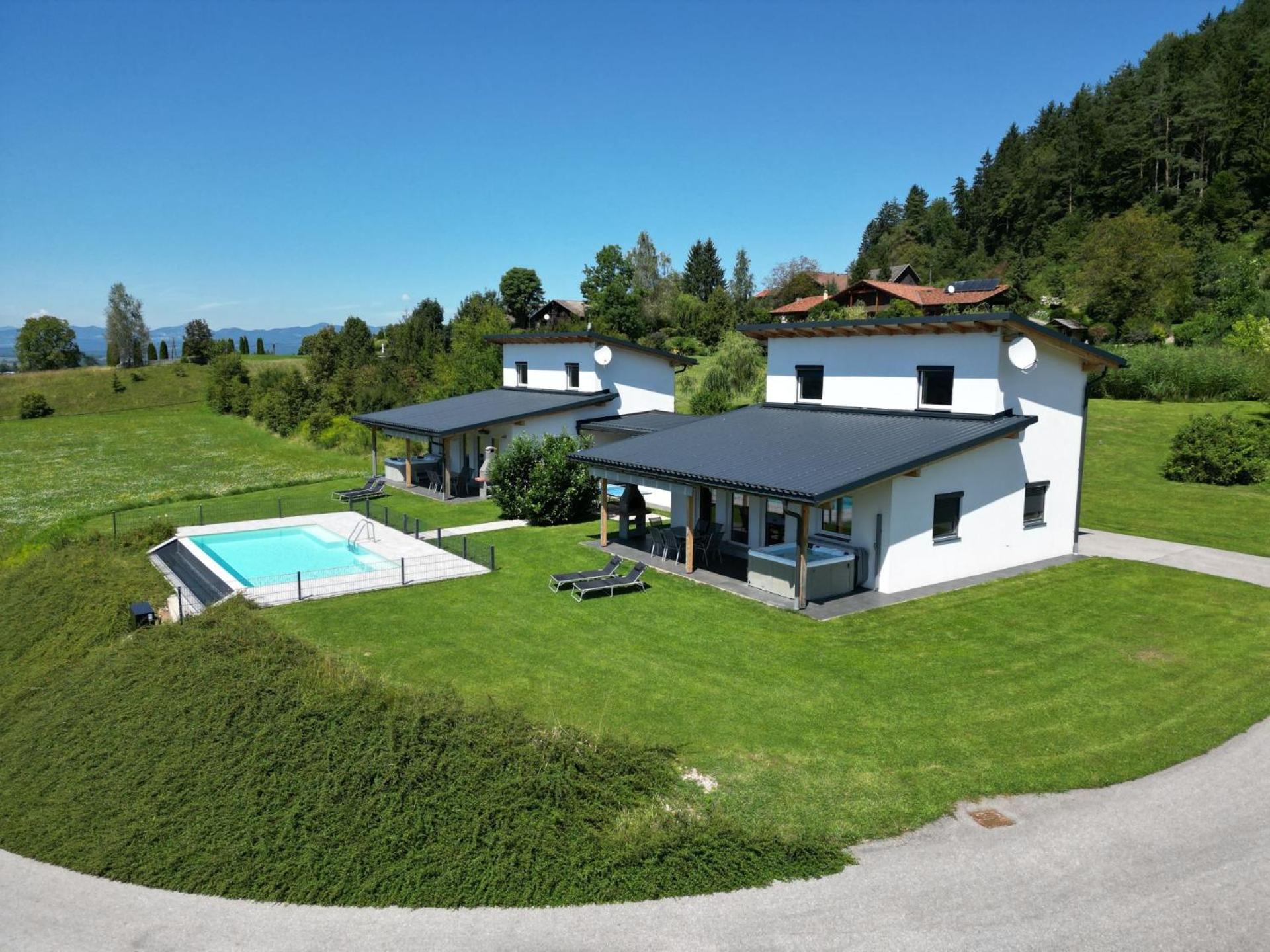 Ferienhaus Kaiser Villa Gallizien Bagian luar foto